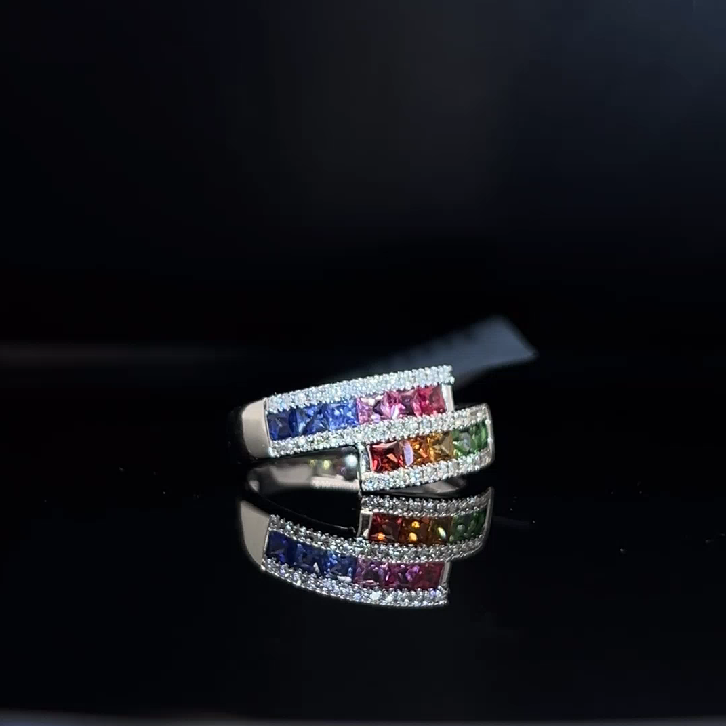 Natural Colour Sapphire & Diamond 18K Gold Ring 天然彩藍寶及鑽石18K金戒指